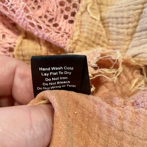 NWOT POL Loose Fit Button Down Long Sleeve Top w/Lace Detail, Peach&Pink, size L - Picture 8 of 10